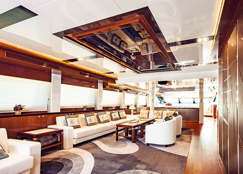 117ft luxury yacht for sale-11.jpg
